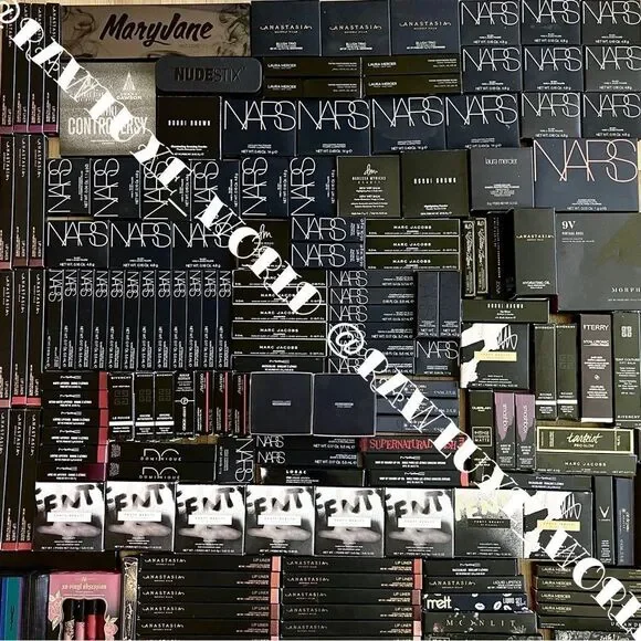 BEST BIGGEST MOST FAVORITE MAKEUP MYSTERY BOX FREE GIFTS TREND HIGH END BNWT - Picture 8 of 16